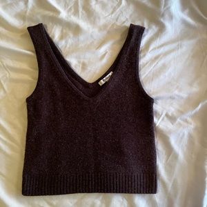 Cropped sweater vest